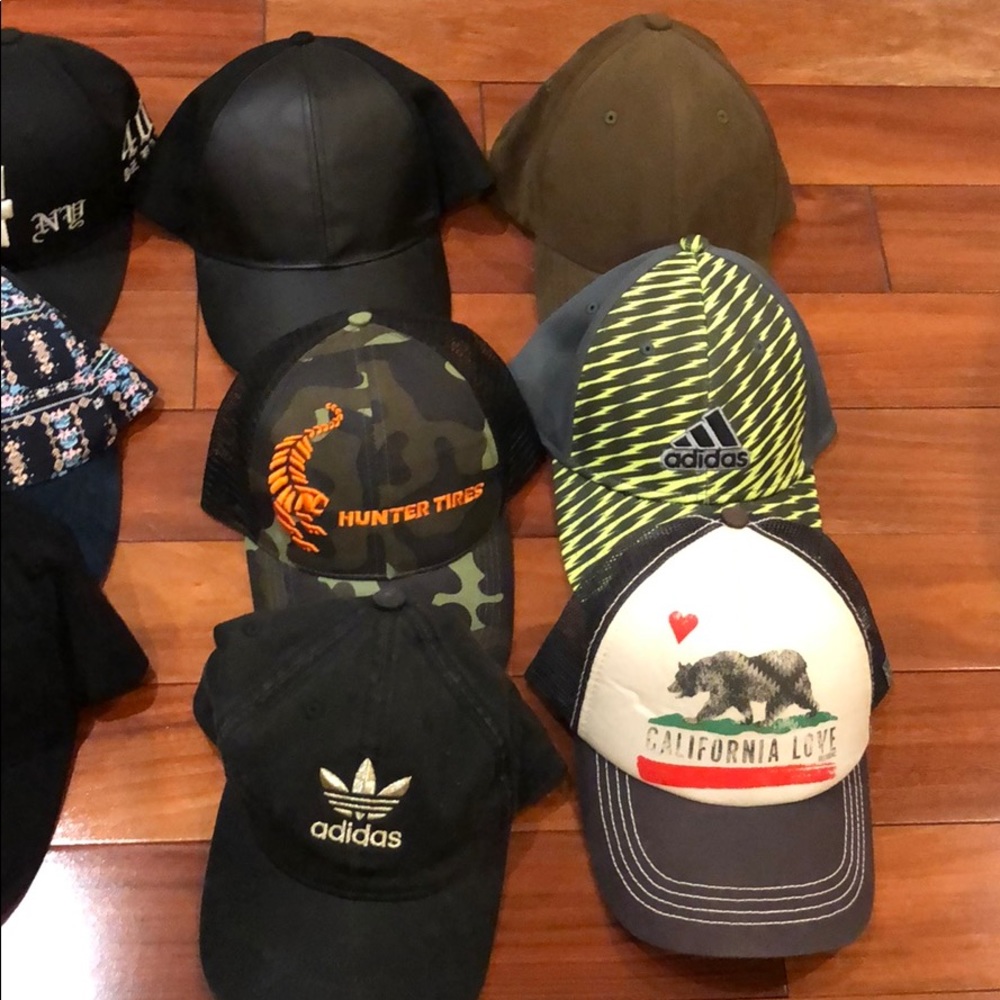 Caps - Picture 3 of 4